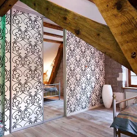 Herrenhaus *